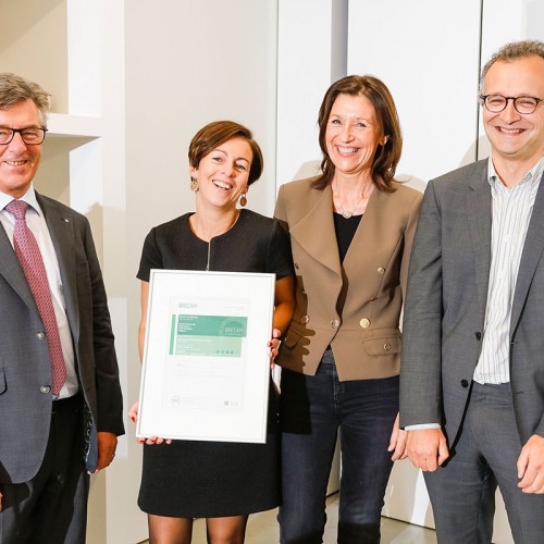 Wienerberger ontvangt het breeam excellent duurzaamheidscertificaat voor het project De Duurzame Wijk te Waregem