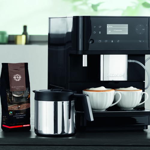Miele lanceert koffie en koffieblend black edition no1